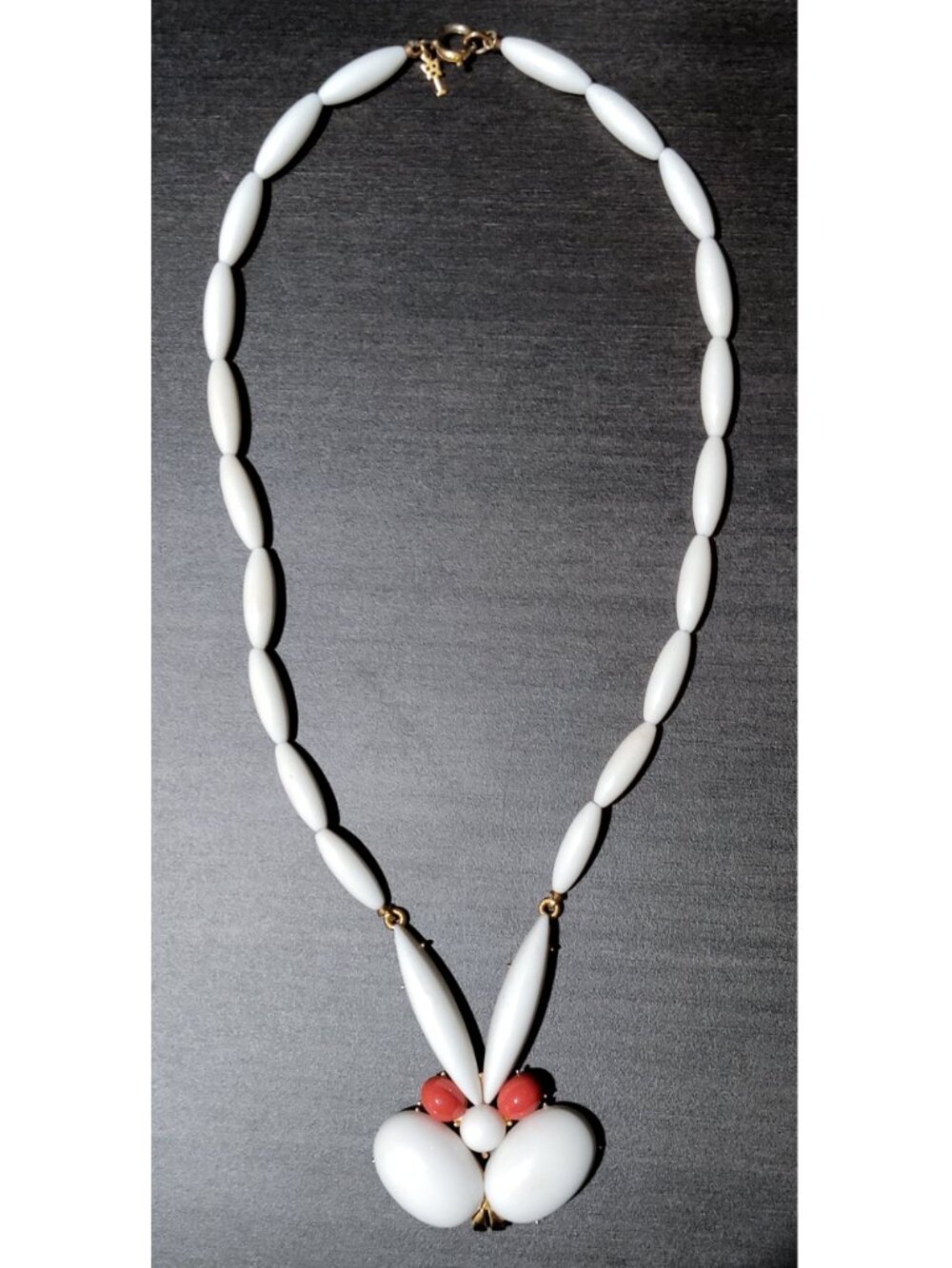 Vintage Trifari 50-70s Signed Tag Gold Toned White Lucite Bunny Rabbit Necklace